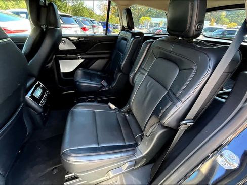 Used 2020 Lincoln Aviator Reserve w/ Equipment Group 202A image 19
