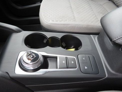 Certified 2021 Ford Escape SE w/ Convenience Package image 18