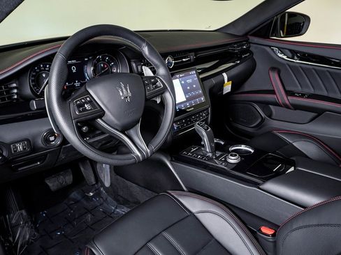 Certified 2024 Maserati Quattroporte Modena Ultima Q4 image 19