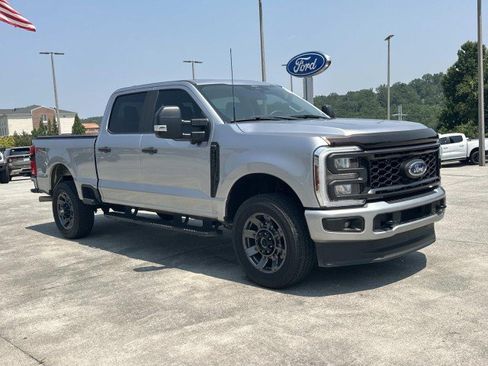 Used 2024 Ford F250 XL w/ STX Appearance Package AWD/4WD image 1