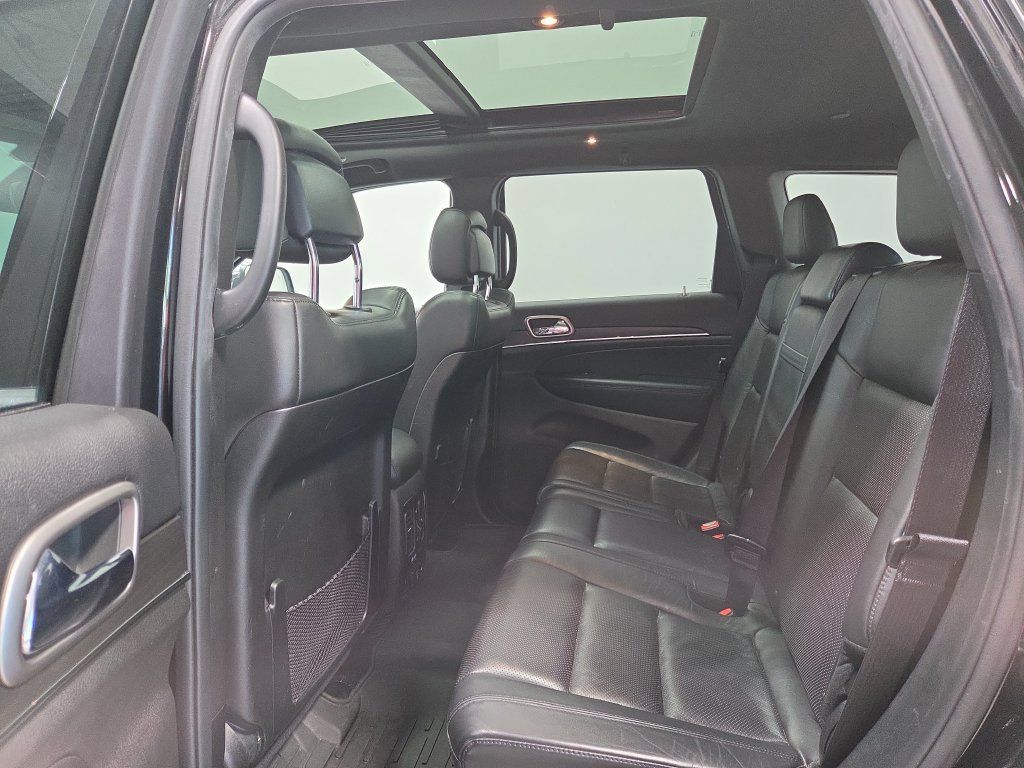 Used 2018 Jeep Grand Cherokee Limited w/ Luxury Group II AWD/4WD image 23