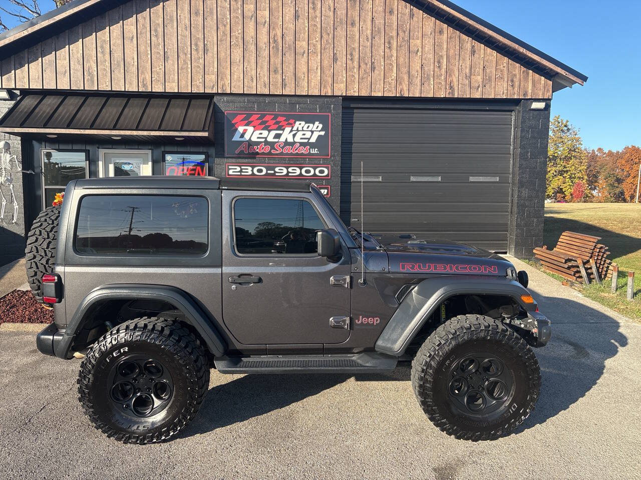 Used 2018 Jeep Wrangler Rubicon w/ Steel Bumper Group AWD/4WD image 12