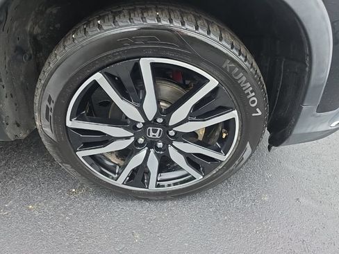 Used 2019 Honda Pilot Touring image 10