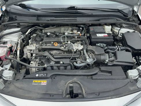 Used 2024 Toyota Corolla LE FWD image 6