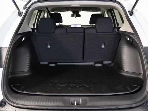 New 2026 Honda HR-V LX image 8