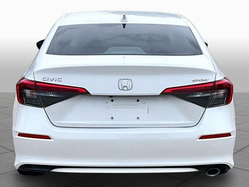 Used 2022 Honda Civic Sport image 5