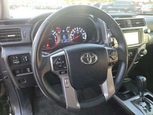 Used 2019 Toyota 4Runner SR5 Premium image 5