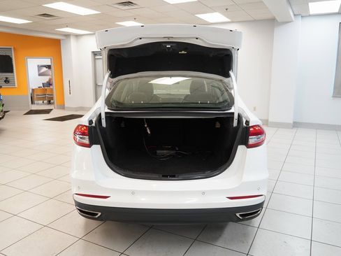 Used 2019 Ford Fusion Titanium image 10