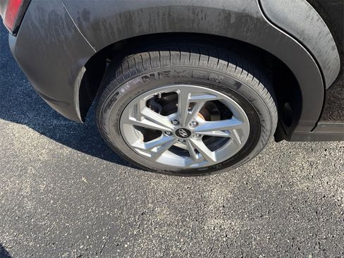 Used 2023 Hyundai Kona SEL image 28