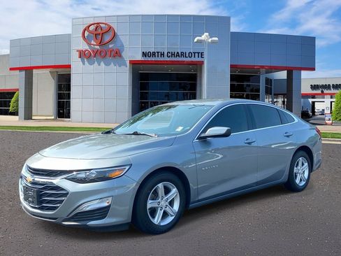 Used 2025 Chevrolet Malibu LS FWD image 5