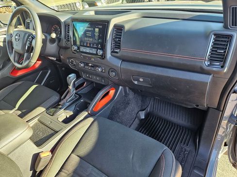 Used 2023 Nissan Frontier PRO-4X w/ Pro Convenience Package image 19