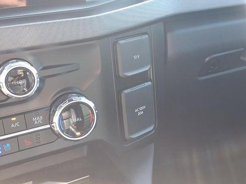 Used 2024 Ford F450 Platinum image 8