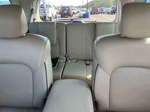 Used 2023 Nissan Armada SL w/ Captain's Chairs Package AWD/4WD image 23