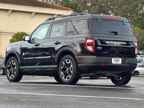 Certified 2023 Ford Bronco Sport Outer Banks w/ Tech Package image 6
