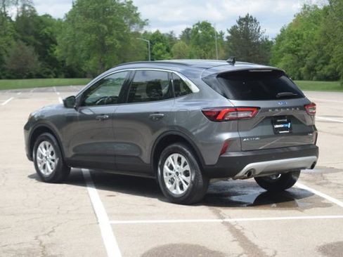 Used 2023 Ford Escape Active w/ Tech Pack #2 AWD/4WD image 24