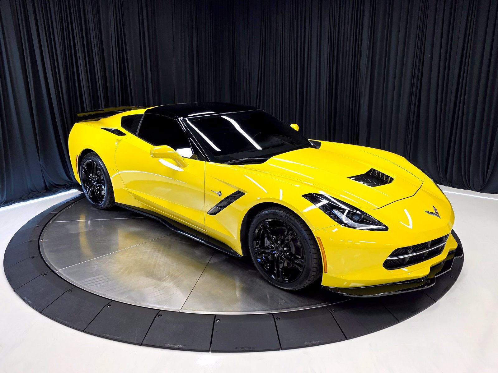 Used 2016 Chevrolet Corvette Stingray Coupe w/ 3LT Preferred Equipment Group RWD image 50