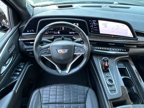 Certified 2024 Cadillac Escalade ESV Sport Platinum w/ LPO, ONYX Package AWD/4WD image 25
