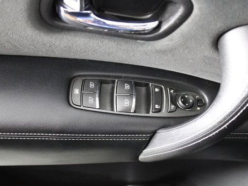 Certified 2020 Nissan Armada SV w/ Driver Package image 24