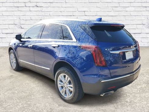 Certified 2023 Cadillac XT5 Luxury FWD image 2