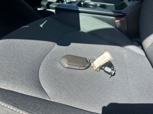 Used 2025 Kia K4 LXS image 21