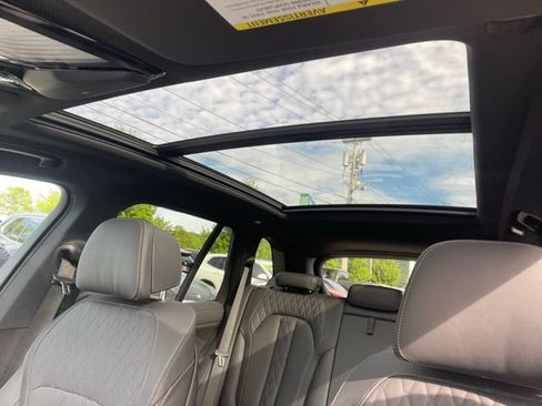 Used 2023 BMW X5 xDrive40i w/ M Sport Package AWD/4WD image 26