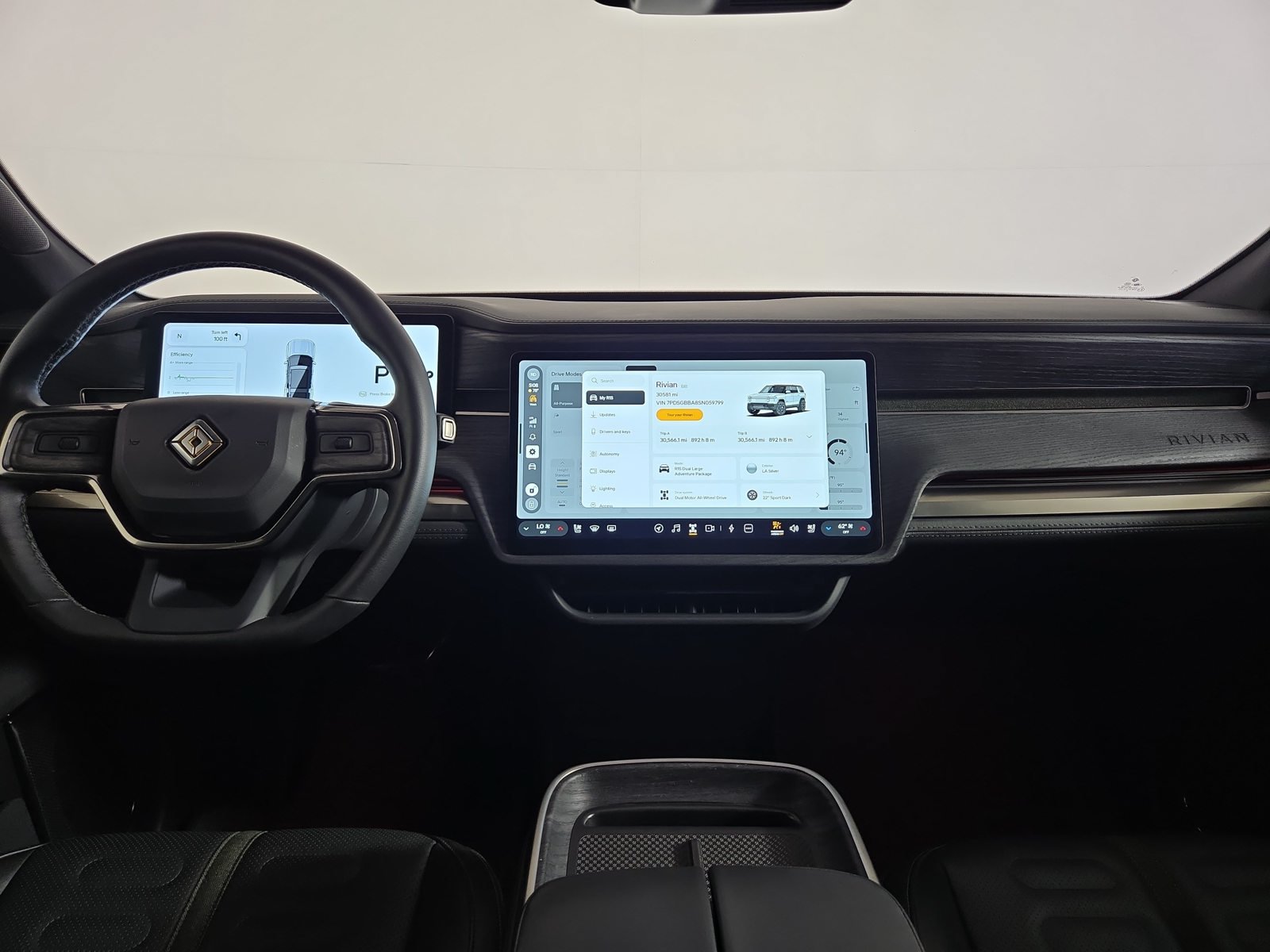 Used 2025 Rivian R1S Adventure Dual AWD/4WD image 27