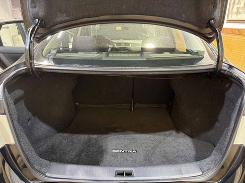 Used 2015 Nissan Sentra SV image 14