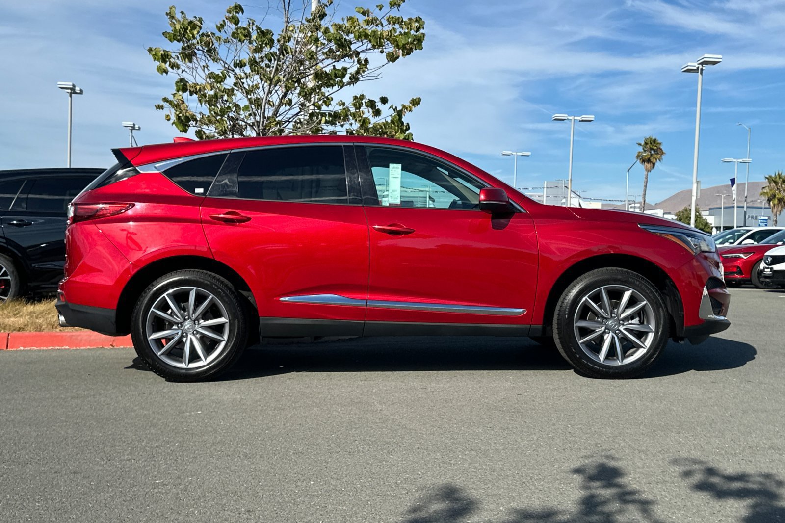 Used 2021 Acura RDX w/ Technology Package AWD/4WD image 3