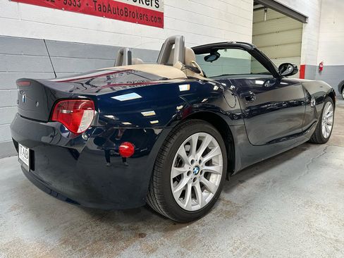 Used 2006 BMW Z4 3.0si image 3