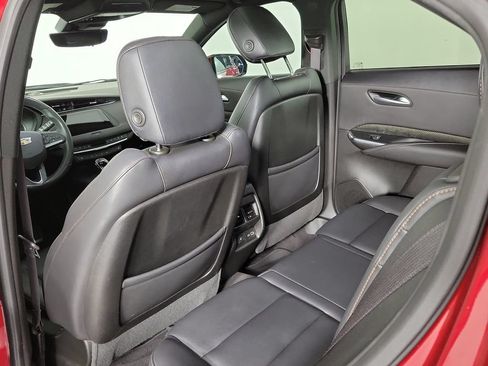 Used 2022 Cadillac XT4 Sport w/ Enhanced Visibility Package FWD image 11