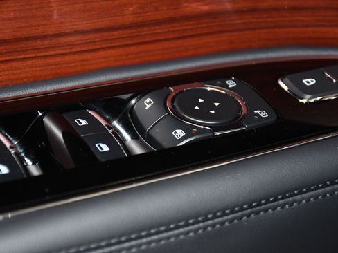 Used 2023 Lincoln Navigator L Reserve AWD/4WD image 38