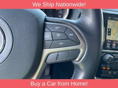Used 2020 Jeep Grand Cherokee Overland AWD/4WD image 36