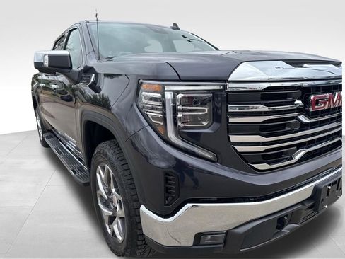 Used 2024 GMC Sierra 1500 SLT w/ SLT Premium Package AWD/4WD image 29