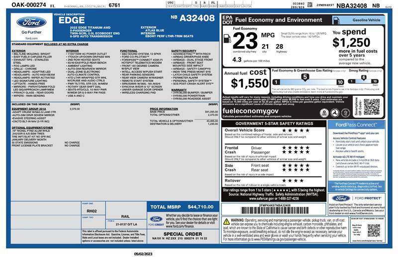 Used 2022 Ford Edge Titanium w/ Equipment Group 301A AWD/4WD image 2
