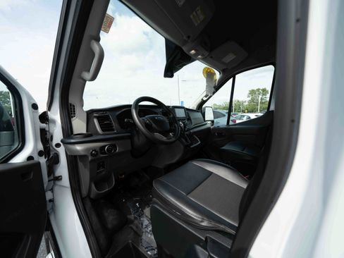 Used 2023 Ford Transit 250 148 High Roof Extended AWD image 8