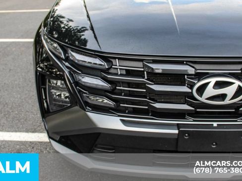 Used 2025 Hyundai Tucson SEL FWD image 11