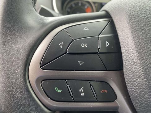 Used 2019 Jeep Cherokee Latitude Plus image 20