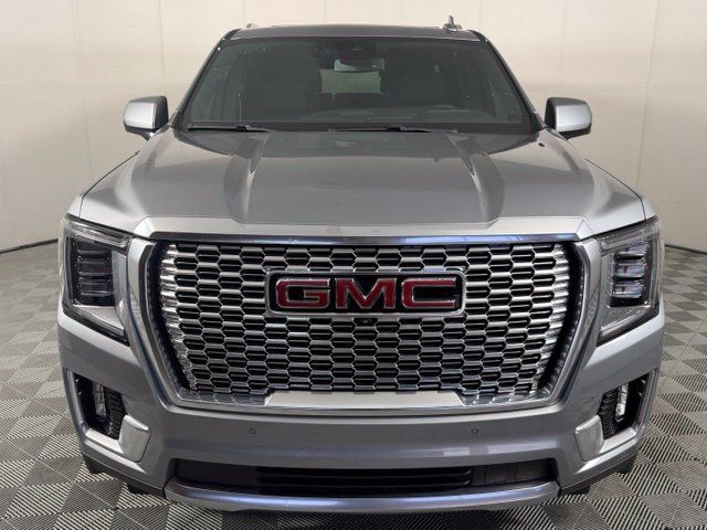 Used 2024 GMC Yukon Denali AWD/4WD image 11