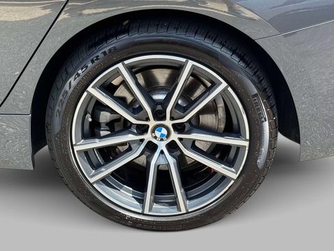 Used 2022 BMW 330i xDrive Sedan w/ Premium Package 2 AWD/4WD image 13