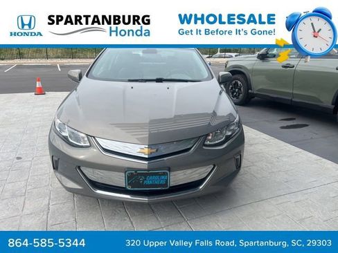 Used 2017 Chevrolet Volt LT w/ Comfort Package FWD image 2