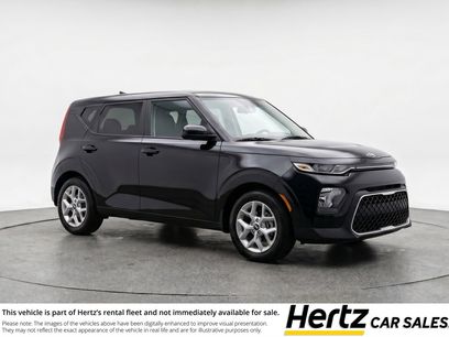 Used 2025 Kia Soul LX w/ LX Technology Package