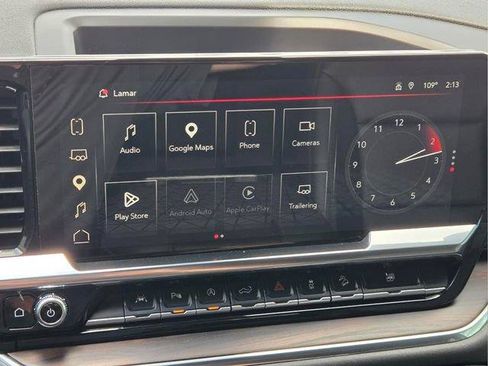 Certified 2025 GMC Sierra 1500 SLT w/ SLT Premium Plus Package AWD/4WD image 29