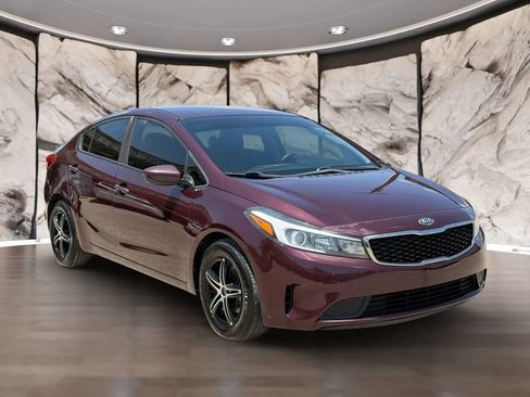 Used 2018 Kia Forte LX w/ LX Popular Package FWD image 8