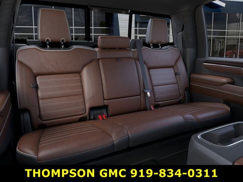 New 2026 GMC Sierra 2500 Denali Ultimate w/ Max Trailering Package image 17