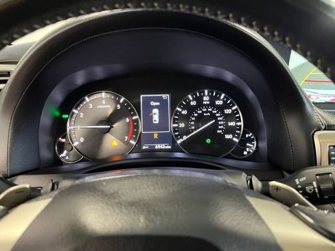 Used 2016 Lexus GS 200t w/ Premium Package RWD image 25