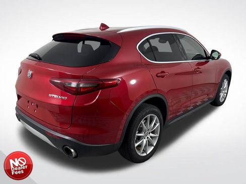 Used 2019 Alfa Romeo Stelvio Ti Lusso w/ Quick Order Package 22X Lusso AWD/4WD image 3