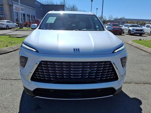 Used 2025 Buick Enclave Avenir w/ Super Cruise Package FWD image 22