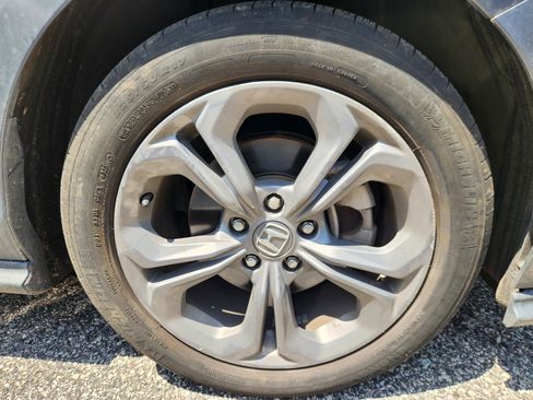Certified 2024 Honda Accord EX image 5