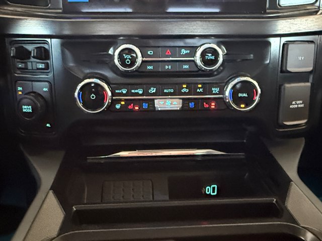 Used 2026 Ford F350 Lariat w/ FX4 Off-Road Package AWD/4WD image 4