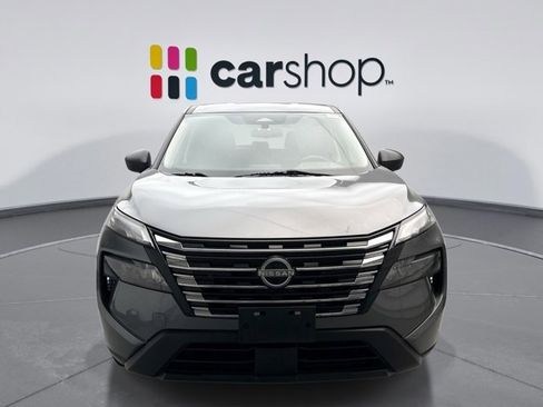 Used 2024 Nissan Rogue S image 8